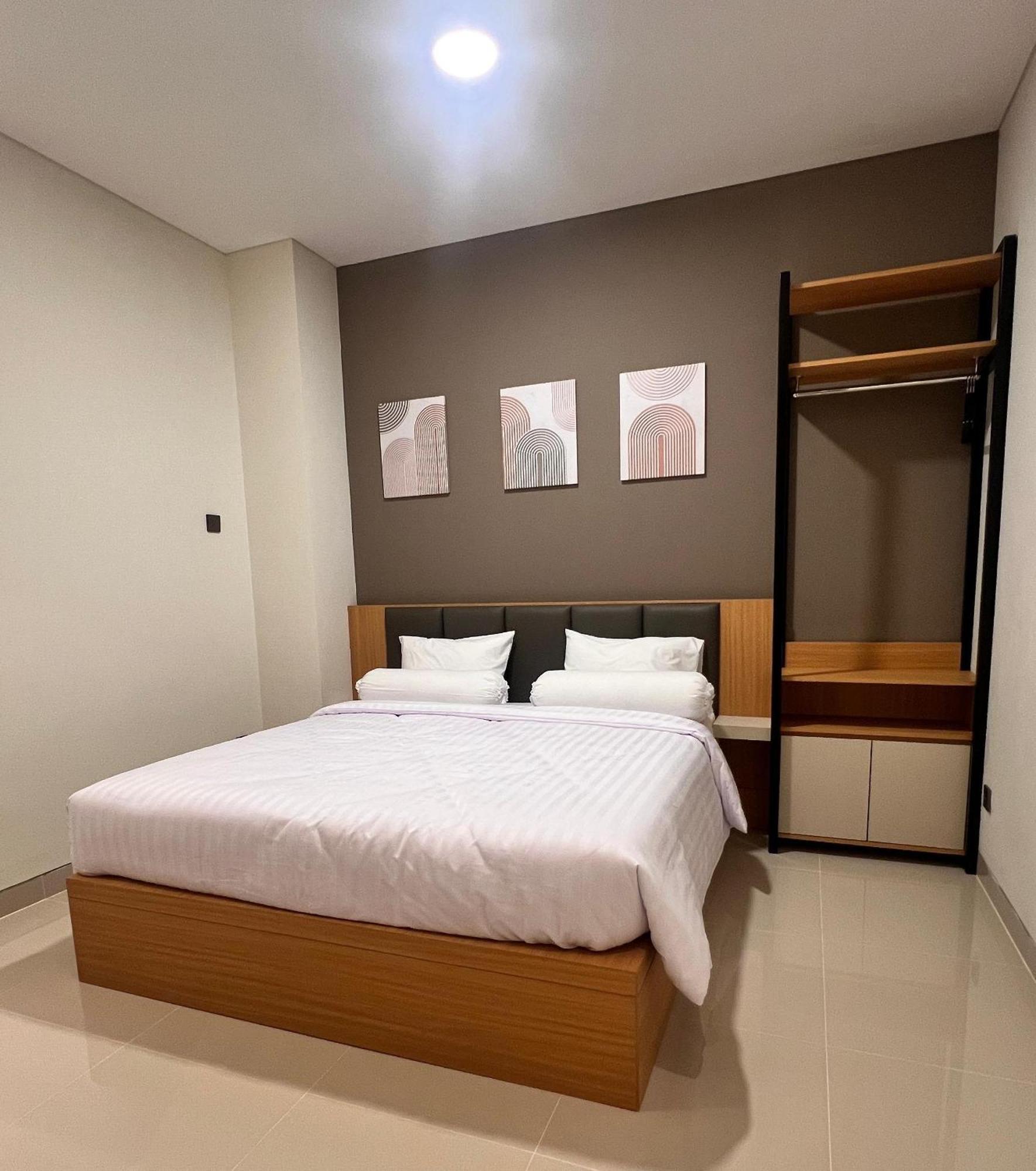 Central Residence *