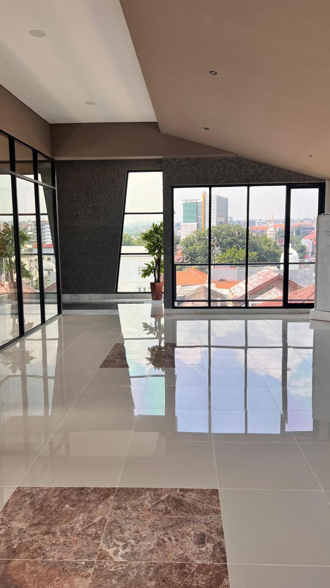 Central Residence Hotel *